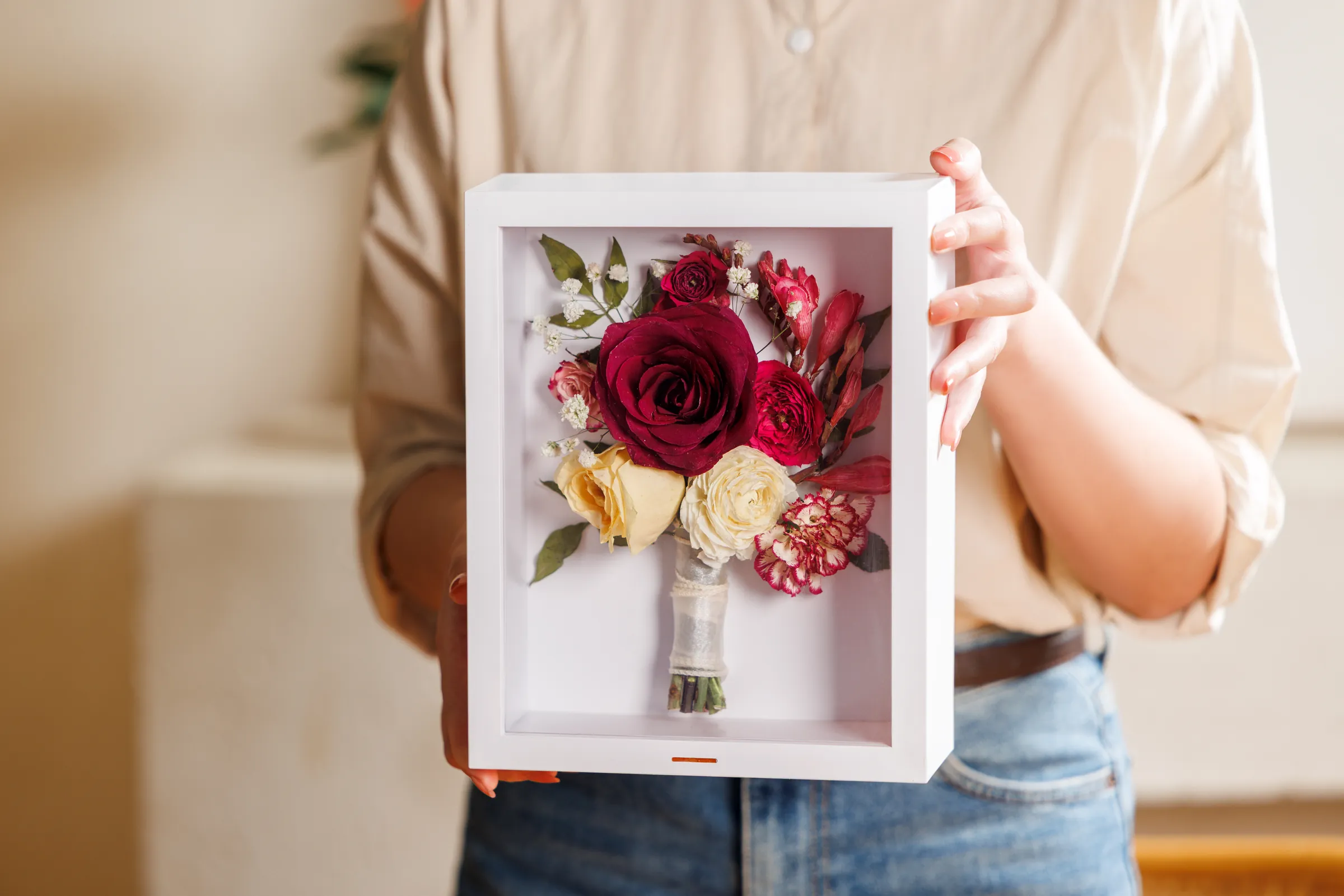 The Wisedry dried-flower shadow box, photograph 1 of 8.